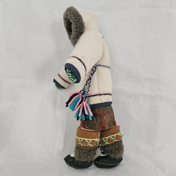Vintage Inuit Handmade Cloth Doll – 10” Felt Parka & Fur Trim – Collectible - Picture 7 of 13